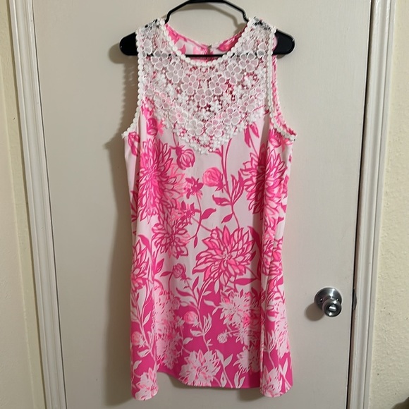 NWT Lilly Pulitzer Caliente Pink White Floral Nala Lace Trimmed Shift Dress 12 - Picture 2 of 9
